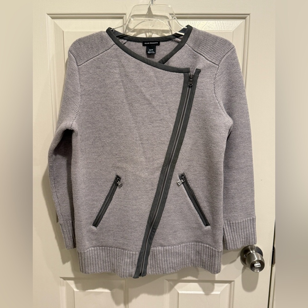 Club Monaco Gray Ribbed Knit Sweater